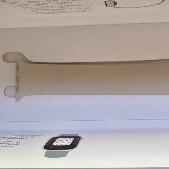 APPLE SOLO LOOP 41MM SIZE 2 (STARLIGHT) - Picture 1 of 1